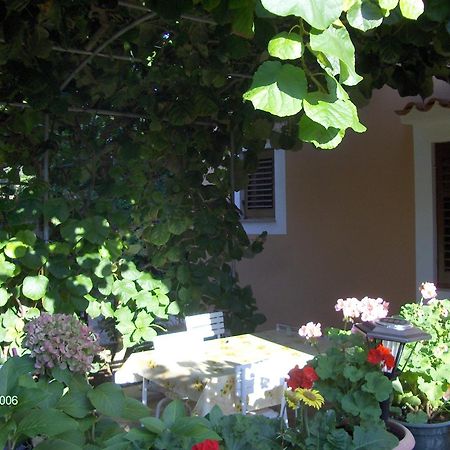 Apartments Beba Mali Losinj Exterior photo