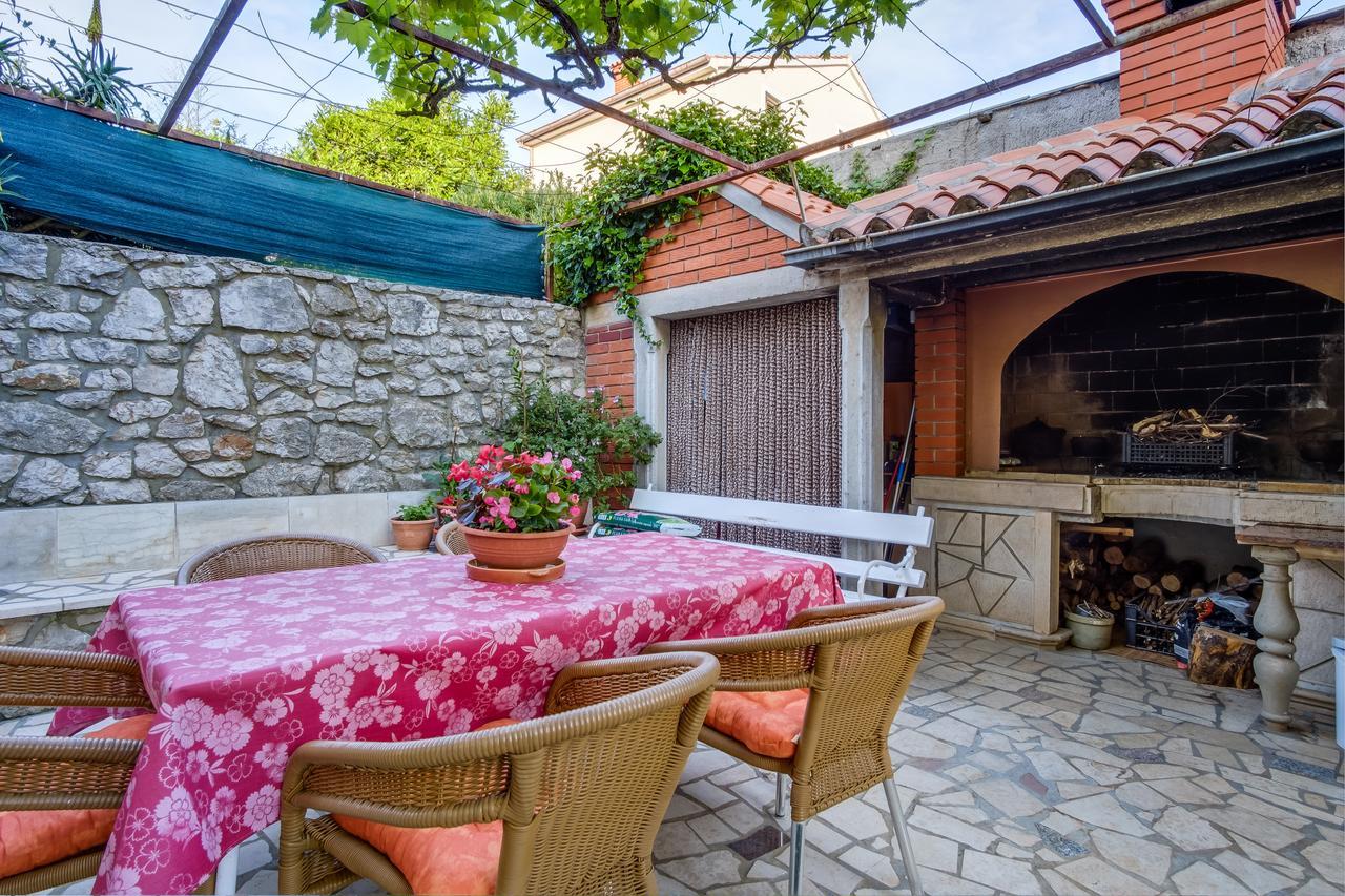 Apartments Beba Mali Losinj Exterior photo