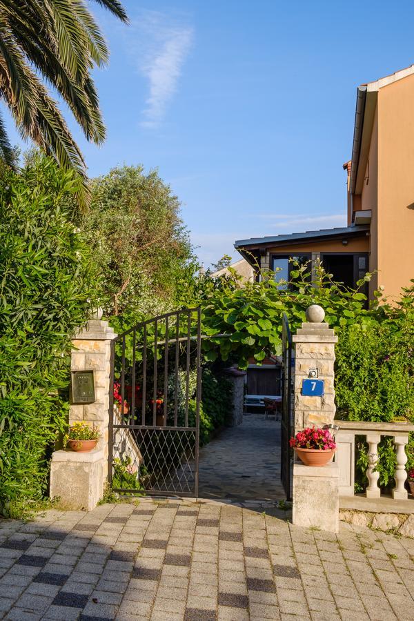 Apartments Beba Mali Losinj Exterior photo